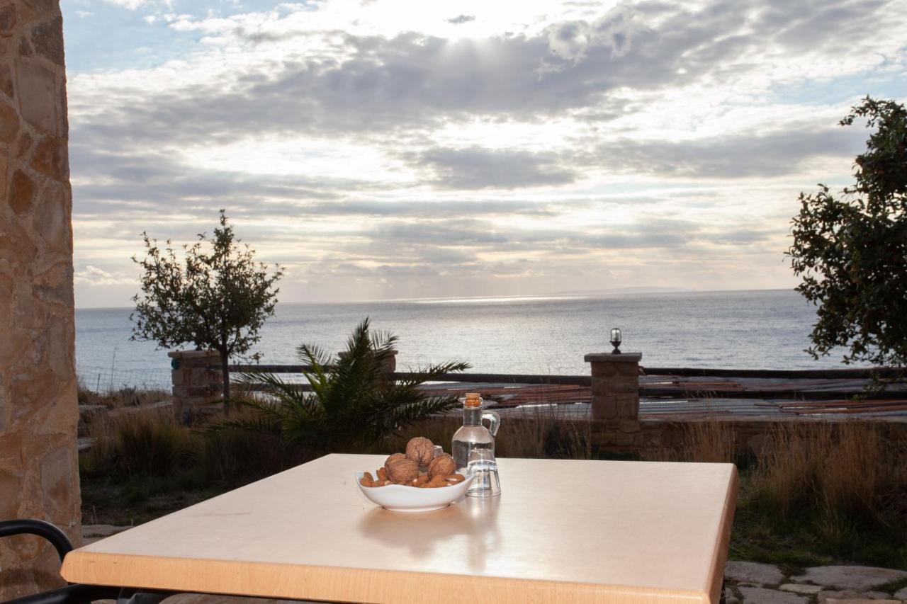 Hotel Hill Of Calm Triopetra Exterior foto